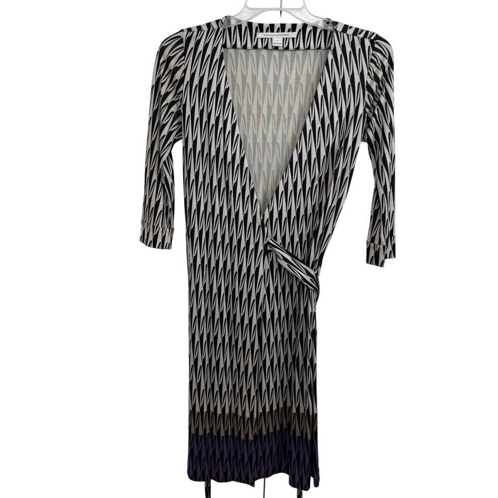 Diane von Furstenberg DVF New‎ Julian Two Silk Wrap Dress Geometric Print 4 $595 - Picture 8 of 16